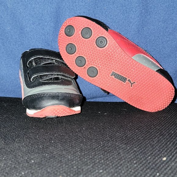 Toddler Puma shoes - Picture 2 of 3